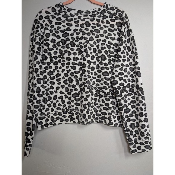Monrow Medium‎ Long Sleeve Leopard Print - Picture 1 of 6